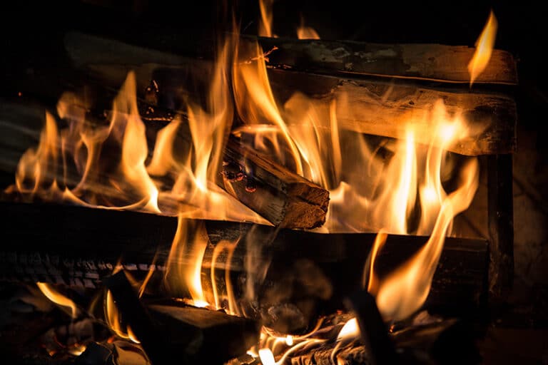 burning wood fire